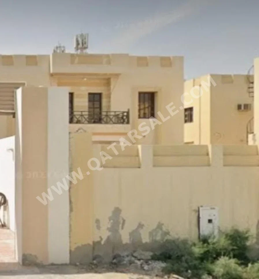 Family Residential  Not Furnished  Al Khor  Al Khor  5 Bedrooms