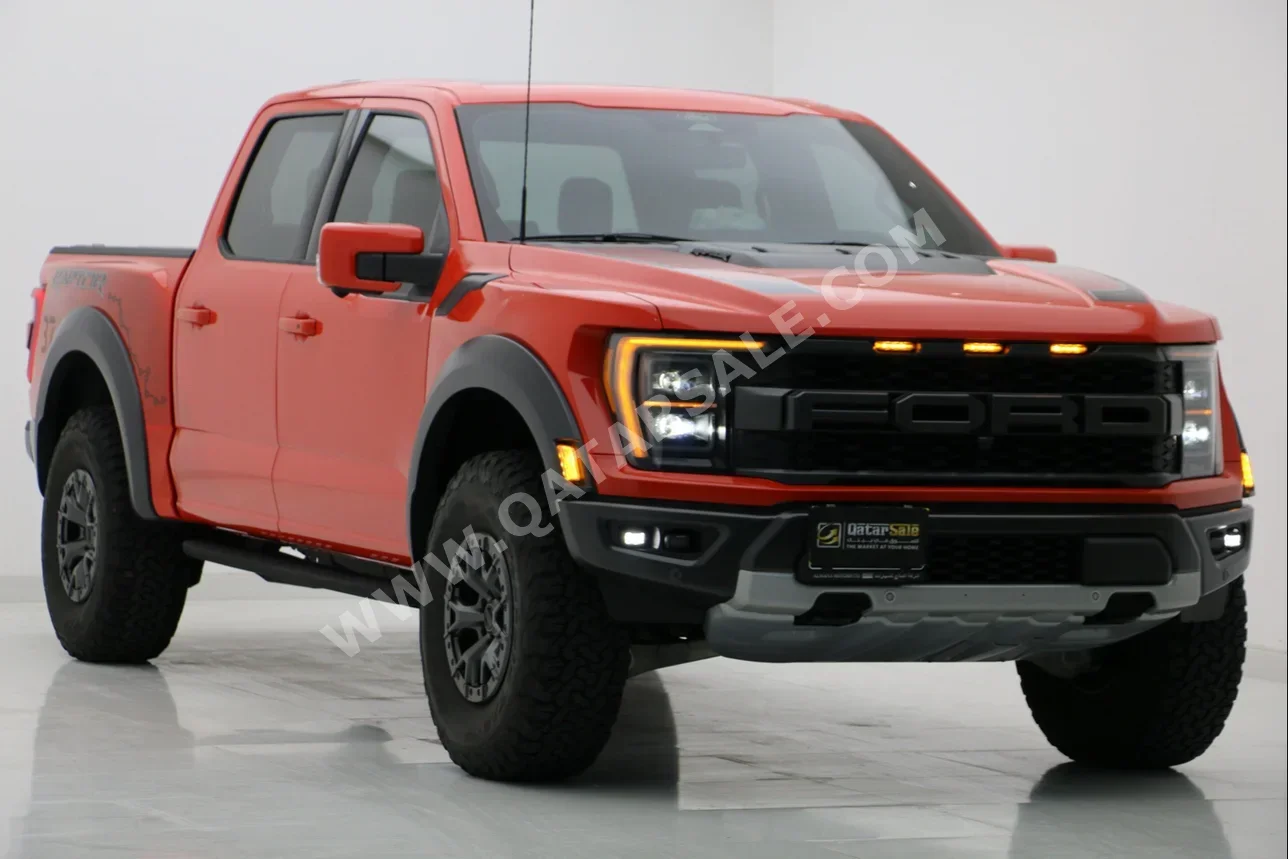  Ford  Raptor  2022  Automatic  32,000 Km  6 Cylinder  Four Wheel Drive (4WD)  Pick Up  Red  With Warranty
