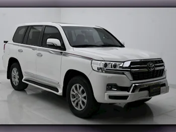  Toyota  Land Cruiser  GXR  2019  Automatic  136,000 Km  8 Cylinder  Four Wheel Drive (4WD)  SUV  White  With Warranty