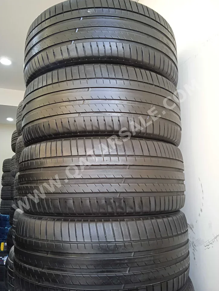 Tire & Wheels Michelin Made in Italy /  4 Seasons  Rim Included  2654022 mm  22"  With Warranty