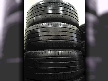 Tire & Wheels Bridgeston Made in Japan /  4 Seasons  Rim Included  2854522 mm  22"  With Warranty