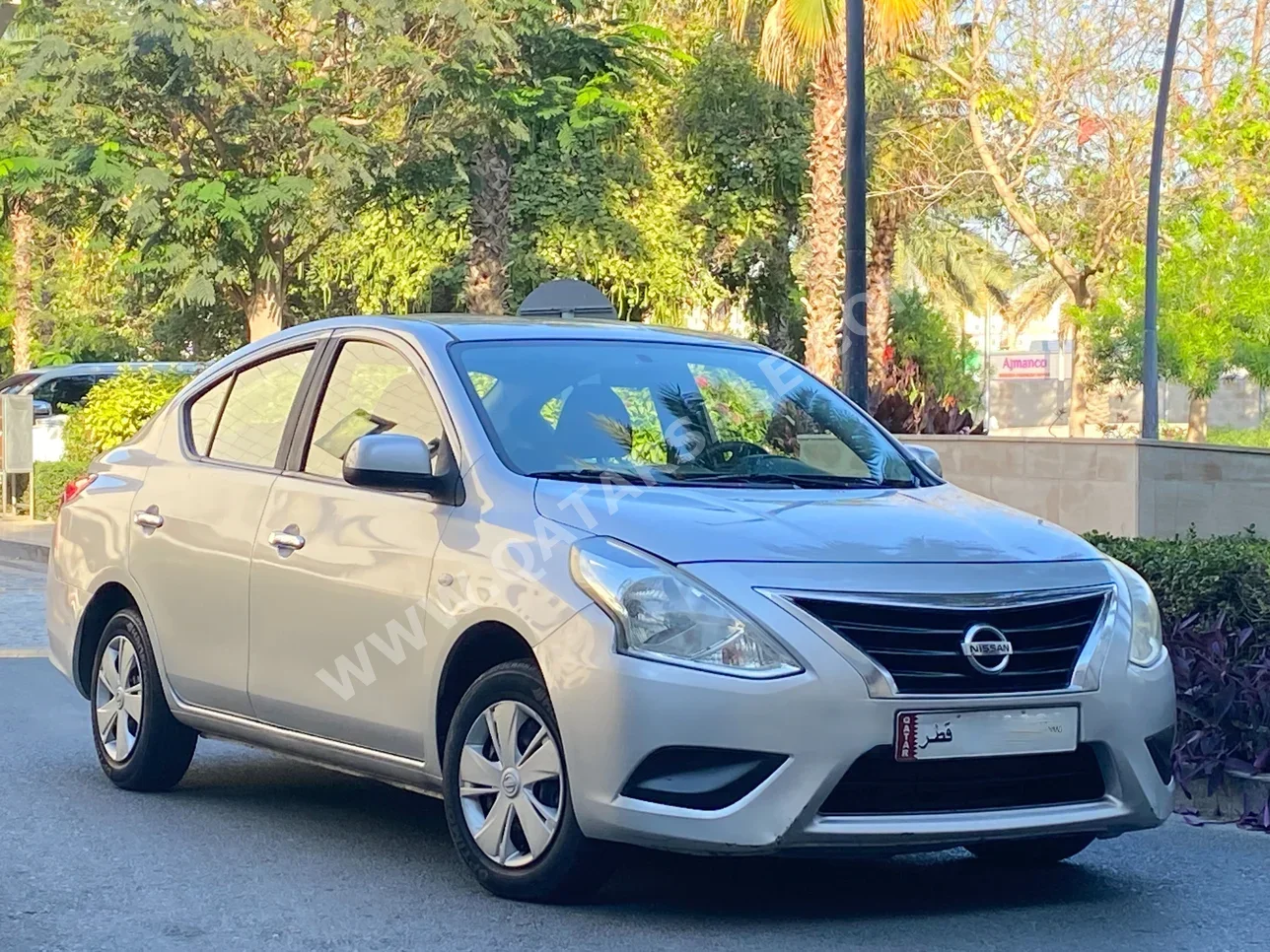 Nissan  Sunny  2019  Automatic  104,000 Km  4 Cylinder  Front Wheel Drive (FWD)  Sedan  Silver