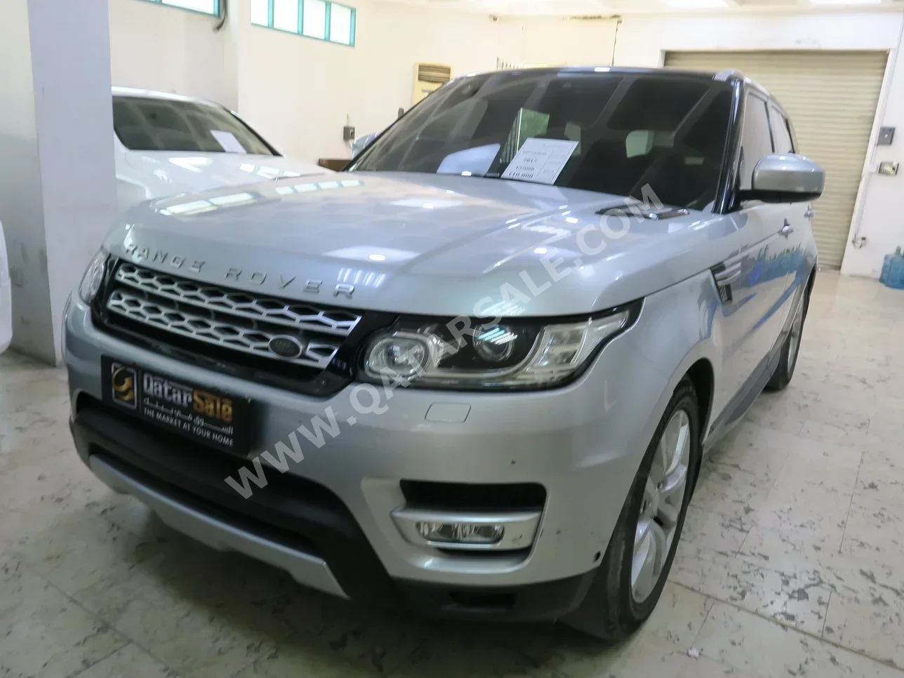 Land Rover  Range Rover  Sport HSE  2017  Automatic  135,000 Km  6 Cylinder  Four Wheel Drive (4WD)  SUV  Silver