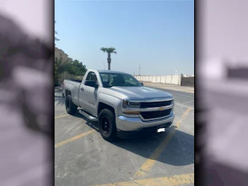 Chevrolet  Silverado  2018  Automatic  143,000 Km  6 Cylinder  Four Wheel Drive (4WD)  Pick Up  Silver