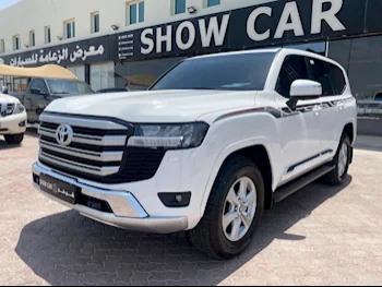 Toyota  Land Cruiser  GXR Twin Turbo  2023  Automatic  20,500 Km  6 Cylinder  Four Wheel Drive (4WD)  SUV  White  With Warranty