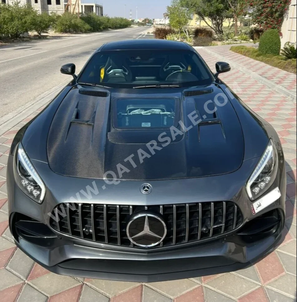 Mercedes-Benz  GT  S AMG  2016  Automatic  87,000 Km  8 Cylinder  Rear Wheel Drive (RWD)  Coupe / Sport  Black and Gray