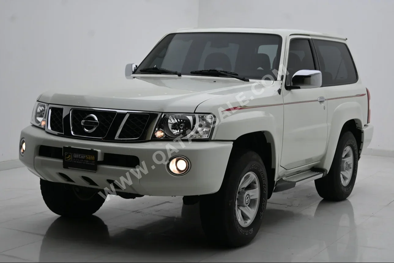 Nissan  Patrol  Safari  2021  Automatic  20,000 Km  6 Cylinder  Four Wheel Drive (4WD)  SUV  Pearl  With Warranty