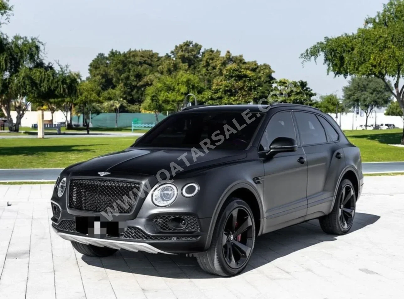 Bentley  Bentayga  2020  Automatic  60,000 Km  8 Cylinder  Four Wheel Drive (4WD)  SUV  Black Matte