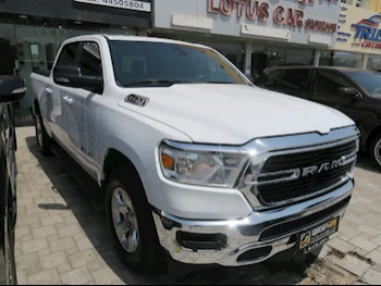 Dodge  Ram  Big Horn  2021  Automatic  34,000 Km  8 Cylinder  Four Wheel Drive (4WD)  Pick Up  White