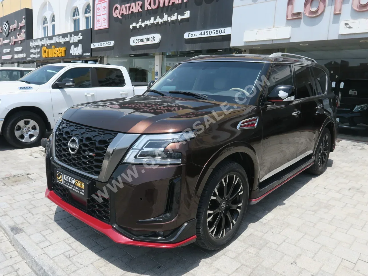  Nissan  Patrol  Platinum  2017  Automatic  190,000 Km  6 Cylinder  Four Wheel Drive (4WD)  SUV  Brown  With Warranty