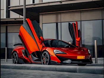 Mclaren  570  S  2017  Automatic  37,500 Km  8 Cylinder  Rear Wheel Drive (RWD)  Coupe / Sport  Black and Orange