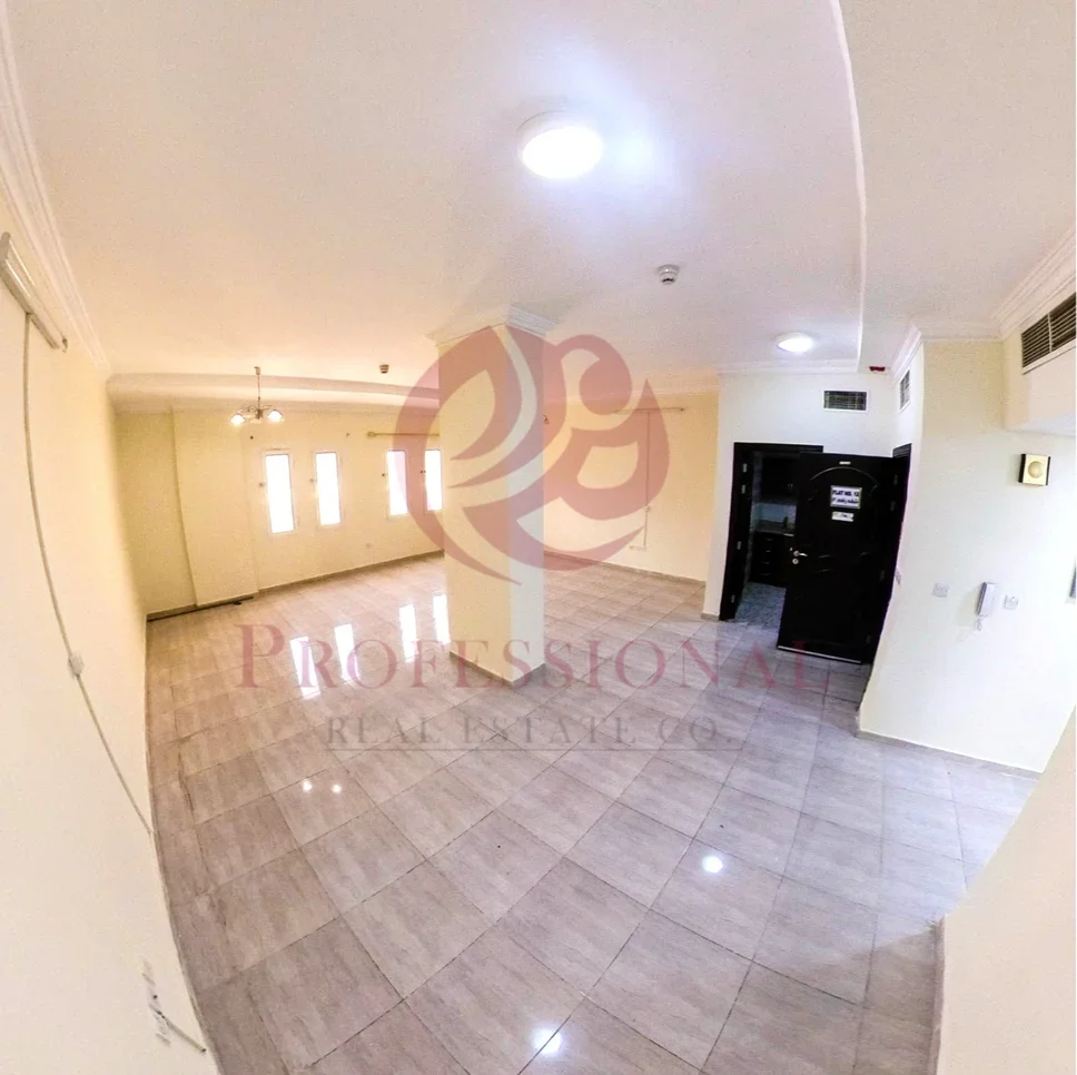 2 Bedrooms  Apartment  For Rent  in Doha -  Umm Ghuwailina  Not Furnished