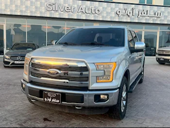 Ford  F  150 LARIAT  2015  Automatic  177,000 Km  8 Cylinder  Four Wheel Drive (4WD)  Pick Up  Silver