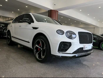 Bentley  Bentayga  S  2023  Automatic  0 Km  8 Cylinder  All Wheel Drive (AWD)  SUV  White  With Warranty