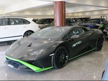 Lamborghini  Huracan  STO  2022  Automatic  21,000 Km  10 Cylinder  All Wheel Drive (AWD)  Coupe / Sport  Black  With Warranty