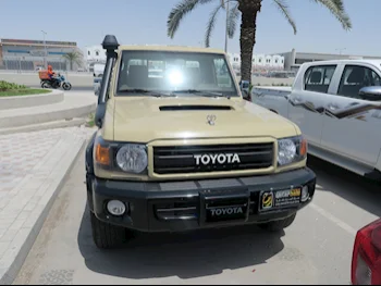 Toyota  Land Cruiser  LX  2022  Manual  60,000 Km  6 Cylinder  Four Wheel Drive (4WD)  Pick Up  Beige  With Warranty