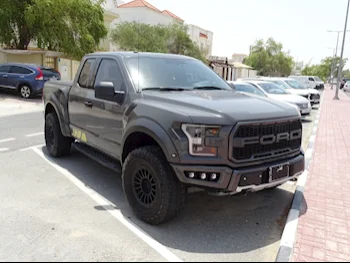 Ford  Raptor  SVT  2018  Automatic  123,000 Km  6 Cylinder  Four Wheel Drive (4WD)  Pick Up  Gray