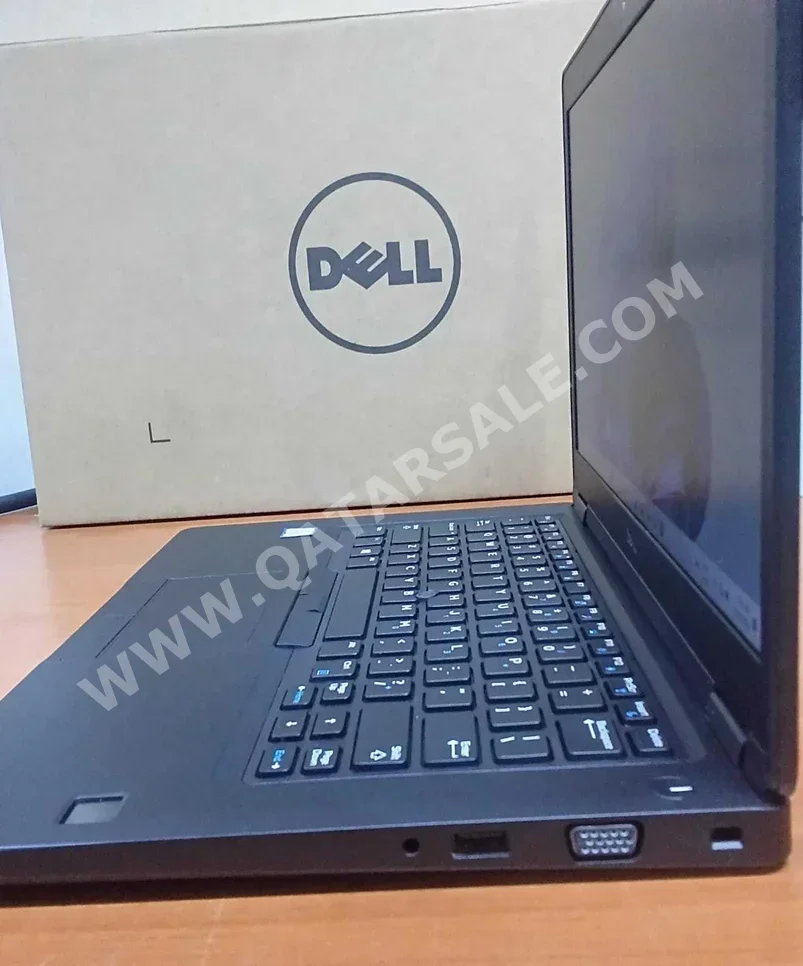 Laptops Dell  - Latitude  - Black  - Windows 11  - Intel  - Core i7  -Memory (Ram): 16 GB