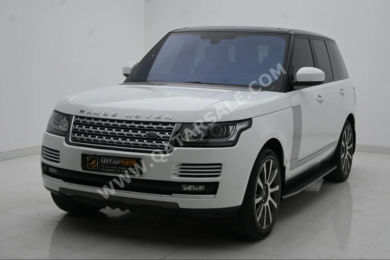 Land Rover  Range Rover  Vogue  2016  Automatic  92,000 Km  8 Cylinder  Four Wheel Drive (4WD)  SUV  White