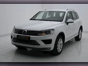 Volkswagen  Touareg  2015  Automatic  169,000 Km  6 Cylinder  Four Wheel Drive (4WD)  SUV  White
