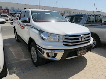 Toyota  Hilux  2020  Automatic  50,000 Km  4 Cylinder  Four Wheel Drive (4WD)  Pick Up  White