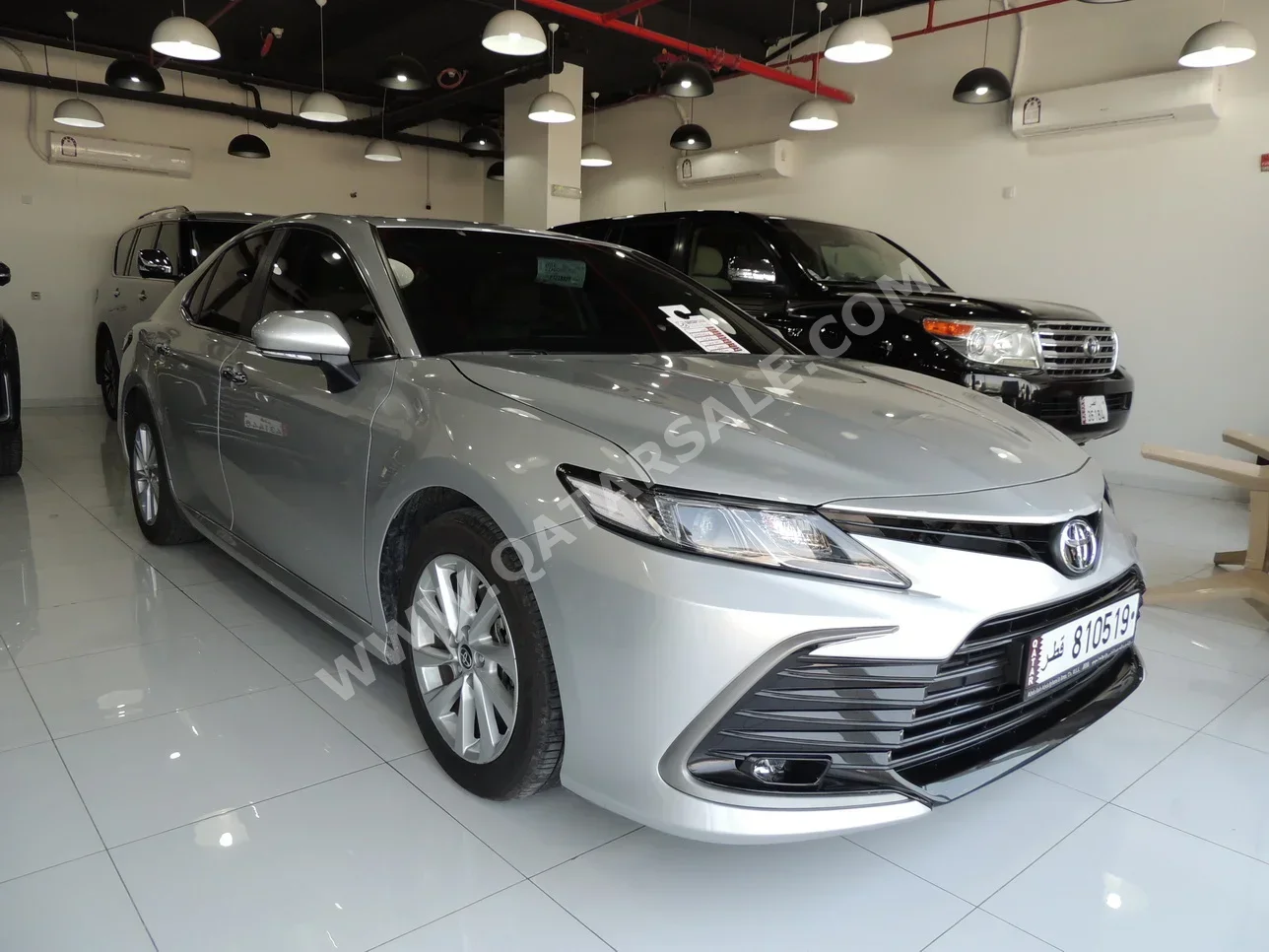 Toyota  Camry  GLE  2023  Automatic  13,000 Km  4 Cylinder  Front Wheel Drive (FWD)  Sedan  Silver