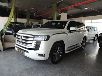 Toyota  Land Cruiser  GXR Twin Turbo  2023  Automatic  29,000 Km  6 Cylinder  Four Wheel Drive (4WD)  SUV  White  With Warranty