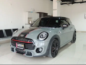 Mini  Cooper  S  2021  Automatic  51,500 Km  4 Cylinder  Front Wheel Drive (FWD)  Hatchback  Gray  With Warranty