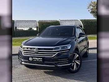 Volkswagen  Touareg  Highline plus  2023  Automatic  4,950 Km  6 Cylinder  All Wheel Drive (AWD)  SUV  Blue  With Warranty