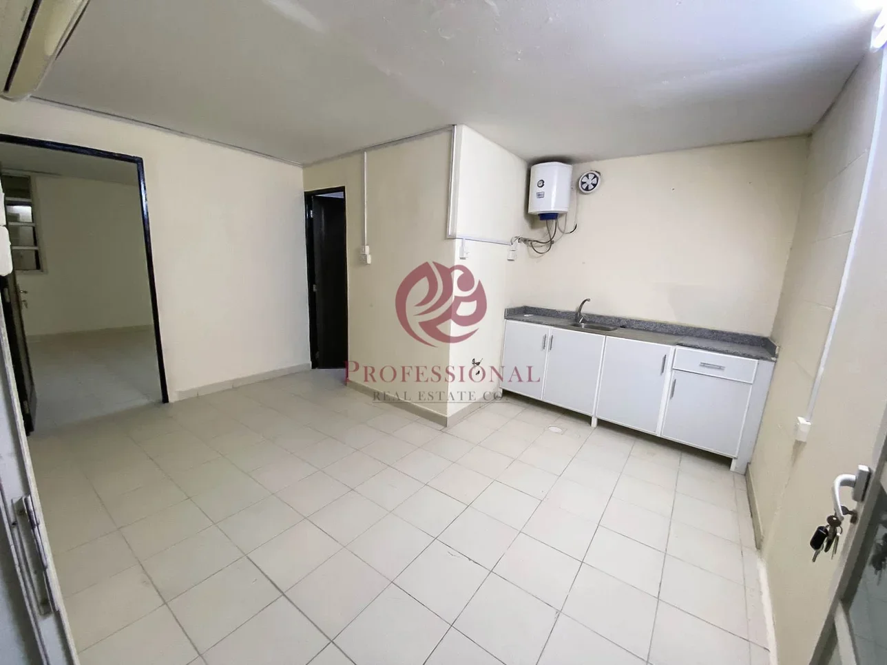 1 Bedrooms  Apartment  For Rent  in Doha -  Al Duhail  Not Furnished