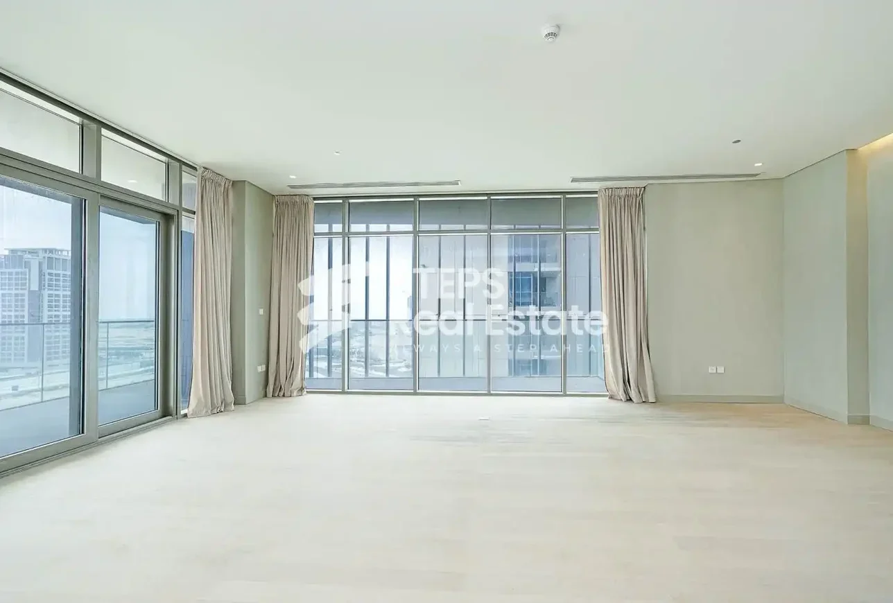 Labour Camp 2 Bedrooms  Apartment  For Sale  in Lusail -  Waterfront Residential  Semi Furnished