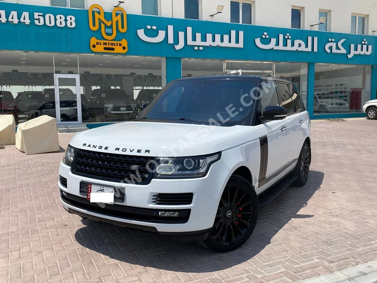 Land Rover  Range Rover  Vogue SE Super charged  2014  Automatic  187,000 Km  8 Cylinder  Four Wheel Drive (4WD)  SUV  White