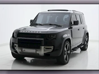 Land Rover  Defender  110 X  2022  Automatic  32,000 Km  6 Cylinder  Four Wheel Drive (4WD)  SUV  Black  With Warranty