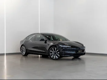 Tesla  Model 3  Long Range  2024  Automatic  200 Km  0 Cylinder  All Wheel Drive (AWD)  Sedan  Black  With Warranty
