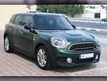 Mini  Cooper  CountryMan  S  2017  Automatic  110,000 Km  4 Cylinder  Front Wheel Drive (FWD)  Hatchback  Green