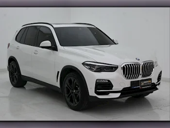BMW  X-Series  X5  2022  Automatic  60,000 Km  6 Cylinder  Four Wheel Drive (4WD)  SUV  White  With Warranty