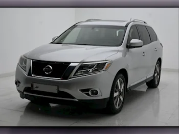  Nissan  Pathfinder  SV  2014  Automatic  107,000 Km  6 Cylinder  Four Wheel Drive (4WD)  SUV  Silver  With Warranty