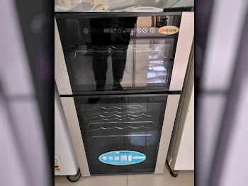 ELEKTA  Bottom Freezer Refrigerator