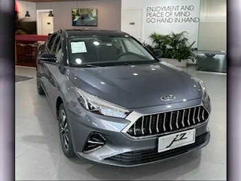 JAC Motors  J7  Intelligent  2024  Automatic  0 Km  4 Cylinder  Front Wheel Drive (FWD)  SUV  Gray  With Warranty