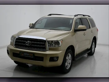 Toyota  Sequoia  2016  Automatic  170,000 Km  8 Cylinder  Four Wheel Drive (4WD)  SUV  Gold