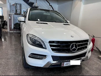 Mercedes-Benz  ML  350  2015  Automatic  100,000 Km  6 Cylinder  Four Wheel Drive (4WD)  SUV  White