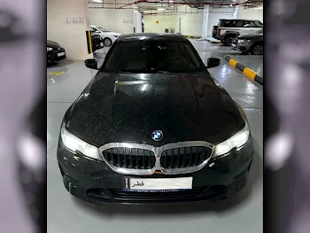 BMW  3-Series  320i  2021  Automatic  35,000 Km  4 Cylinder  Rear Wheel Drive (RWD)  Sedan  Black  With Warranty
