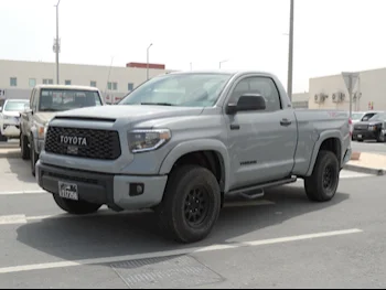 Toyota  Tundra  TRD  2012  Automatic  256,000 Km  8 Cylinder  Four Wheel Drive (4WD)  Pick Up  Silver