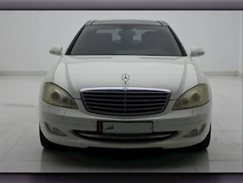 Mercedes-Benz  S-Class  500  2007  Automatic  152,000 Km  8 Cylinder  Rear Wheel Drive (RWD)  Sedan  White