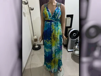 Dress  Multi-Colored Size: M