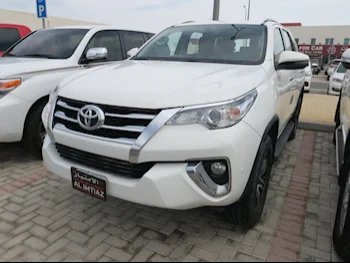 Toyota  Fortuner  2020  Automatic  50,000 Km  4 Cylinder  Four Wheel Drive (4WD)  SUV  White
