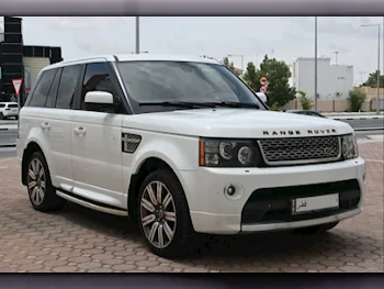 Land Rover  Range Rover  Sport Super charged  2013  Automatic  135,265 Km  8 Cylinder  Four Wheel Drive (4WD)  SUV  White