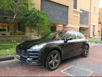 Porsche  Macan  Turbo  2015  Automatic  61,000 Km  6 Cylinder  Four Wheel Drive (4WD)  SUV  Black
