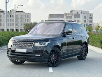 Land Rover  Range Rover  Vogue Super charged  2014  Automatic  98,000 Km  8 Cylinder  Four Wheel Drive (4WD)  SUV  Black