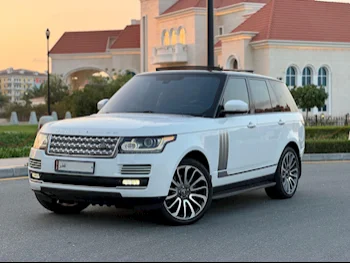 Land Rover  Range Rover  Vogue  Autobiography  2014  Automatic  119,000 Km  8 Cylinder  Four Wheel Drive (4WD)  SUV  White